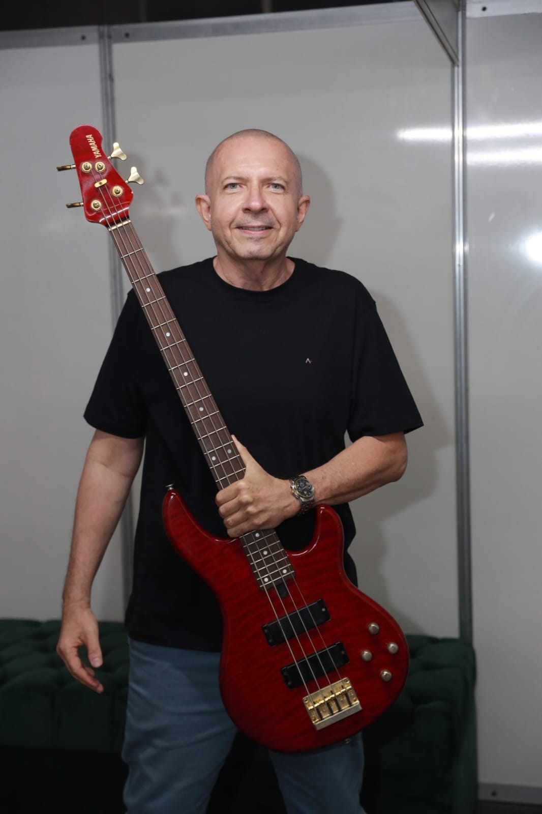 Francisco Elizeu Nazaré Pontes, Baixista da Banda Zona Proibida
